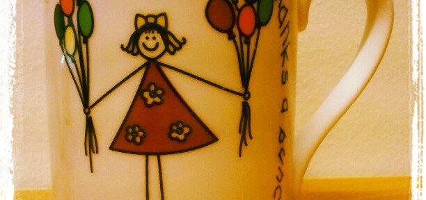 happy balloon girl cup